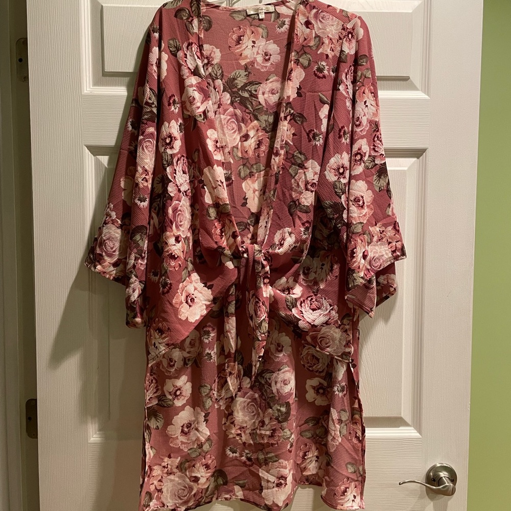 Andre tie front kimono